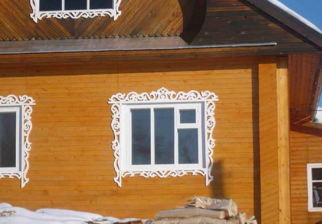 Наличники на окна в деревянном доме – 30 фото 18